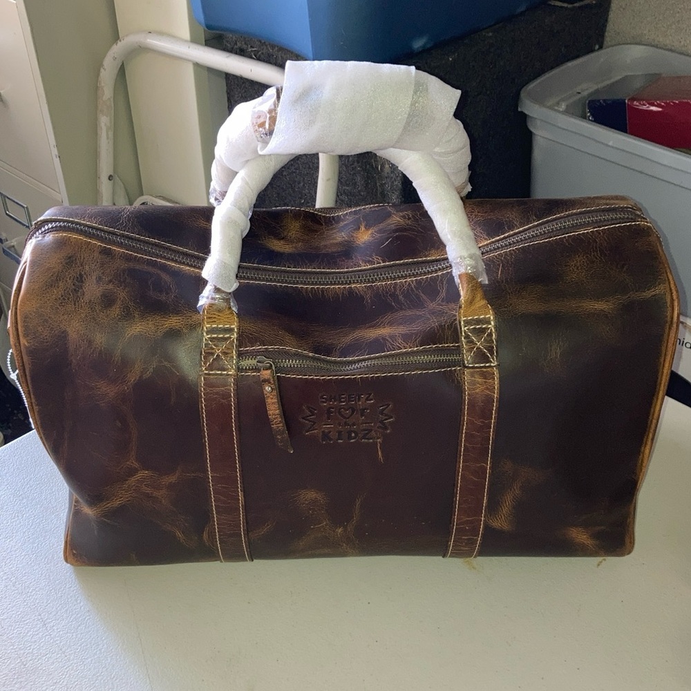 FH Wadsworth Brown Genuine Leather Duffel Bag 20x11x10 Distressed Luxury USA